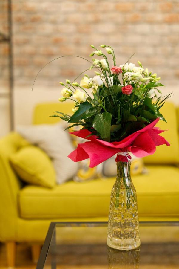 Appartamento Stylish Flat In The Heart Of Historical Center Timisoara Esterno foto
