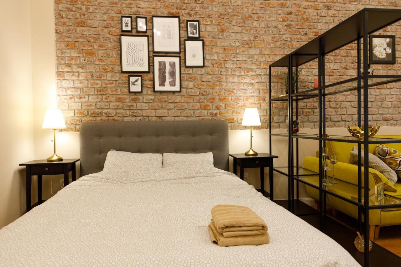 Appartamento Stylish Flat In The Heart Of Historical Center Timisoara Esterno foto