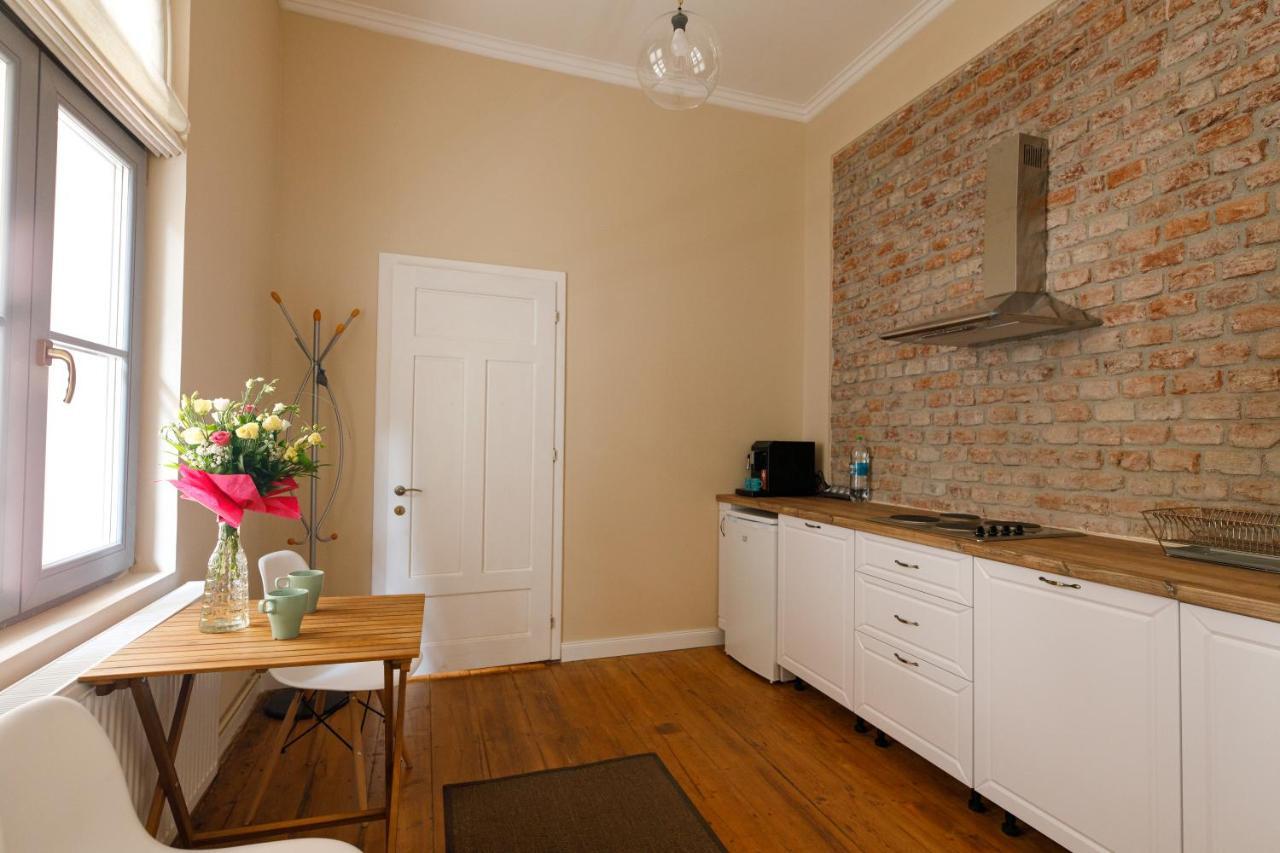 Appartamento Stylish Flat In The Heart Of Historical Center Timisoara Esterno foto